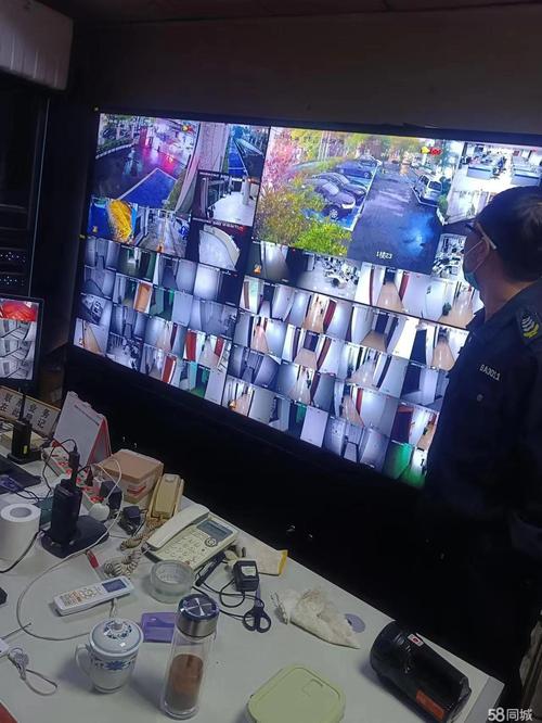 上海工厂酒店摄像头安装/春申路it外包公司/监控拼接屏/机柜